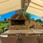 Dom wakacyjny House Kova