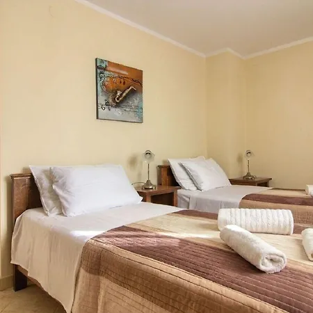 House Kova Semesterbostad