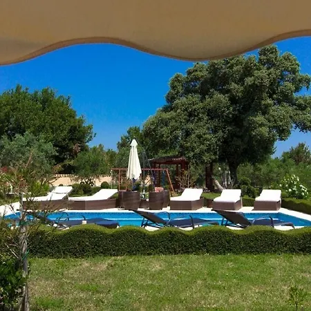 House Kova Semesterbostad *