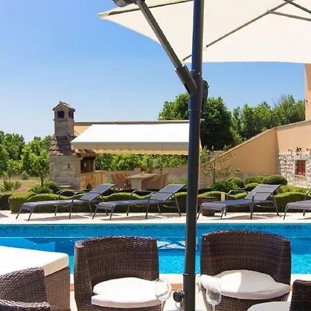 House Kova * Ližnjan